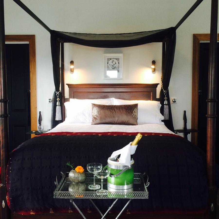 Marriners Luxury Guesthouse Rawene Buitenkant foto
